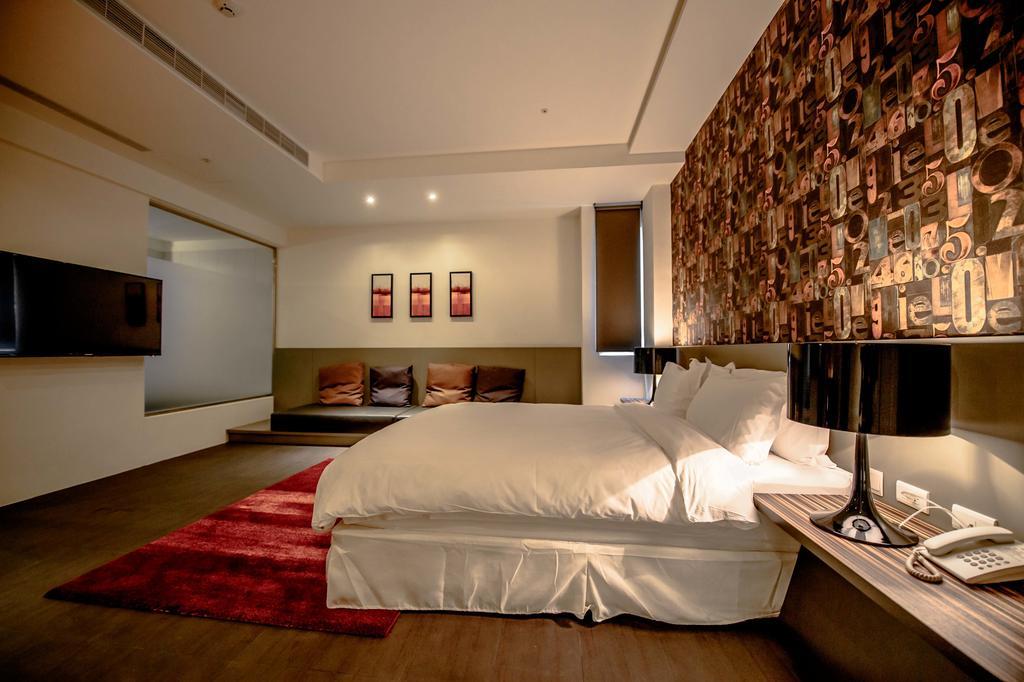 นัมเบอร์ไนน์ โฮเต็ล Hotel เจียวซี ภายนอก รูปภาพ