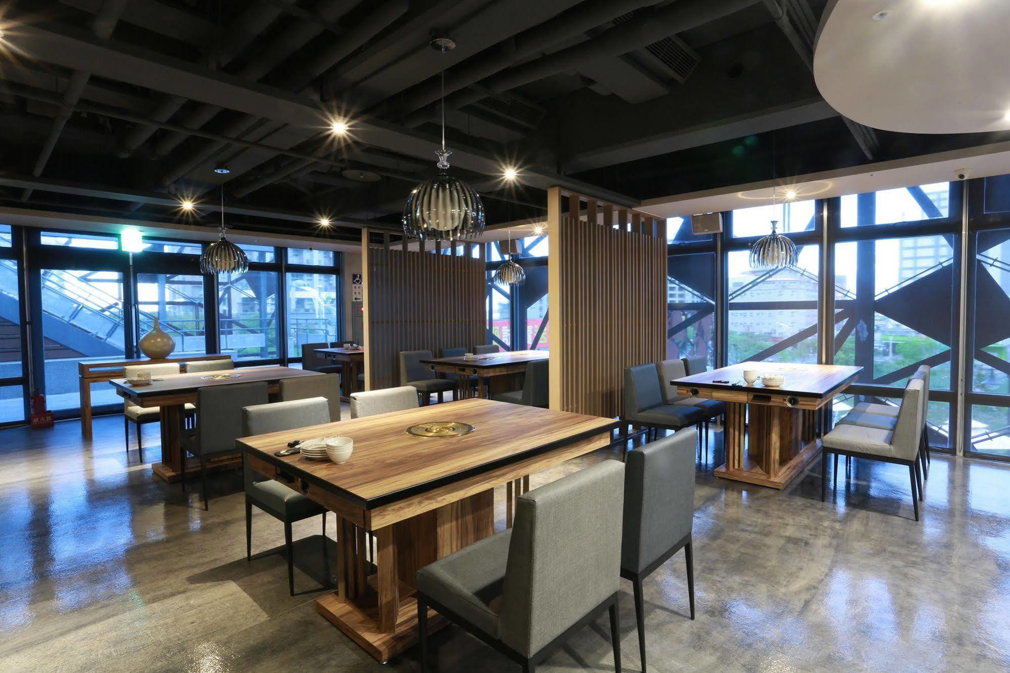 นัมเบอร์ไนน์ โฮเต็ล Hotel เจียวซี ภายนอก รูปภาพ