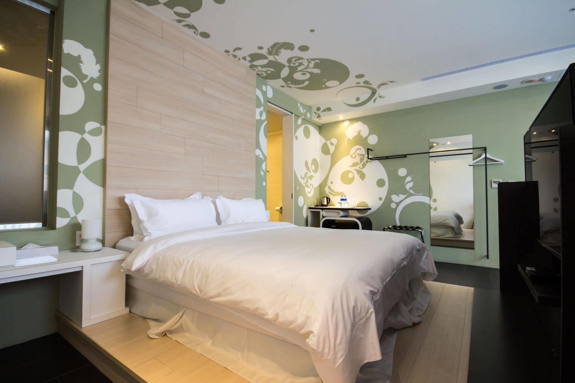 นัมเบอร์ไนน์ โฮเต็ล Hotel เจียวซี ภายนอก รูปภาพ